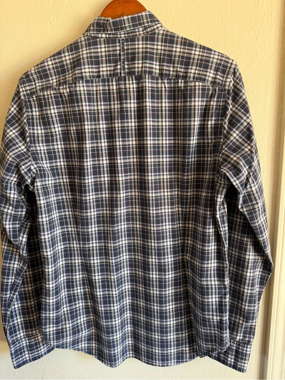 Banana Republic Men's Navy and White Plaid Button-Down Shirt